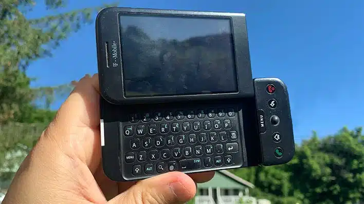 Една легенда отново е тук: HTC обяви завръщането си на пазара на смартфони