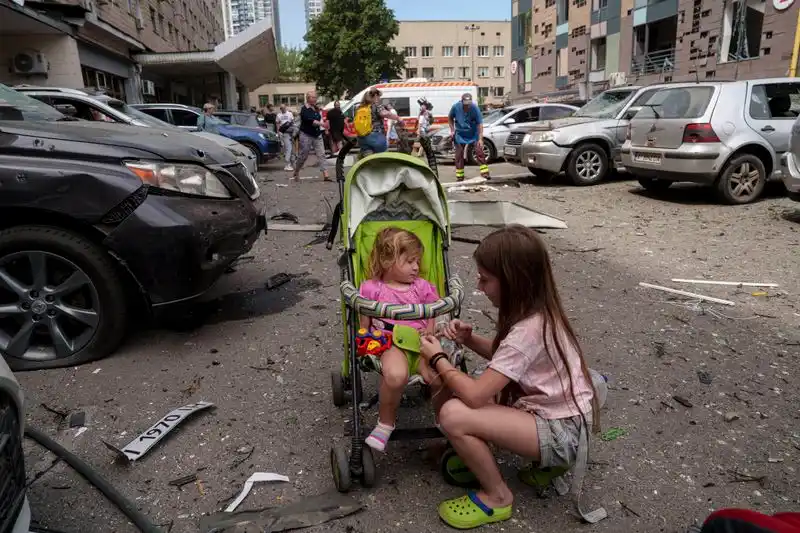 Може да изглежда невероятно, но руската ракета, ударила киевската детска болница, използва западни компоненти