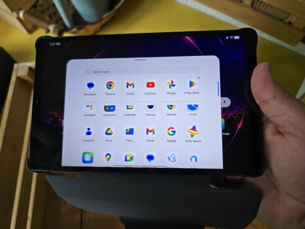 Lenovo Legion Tab: Перфектният геймърски спътник за летните приключения