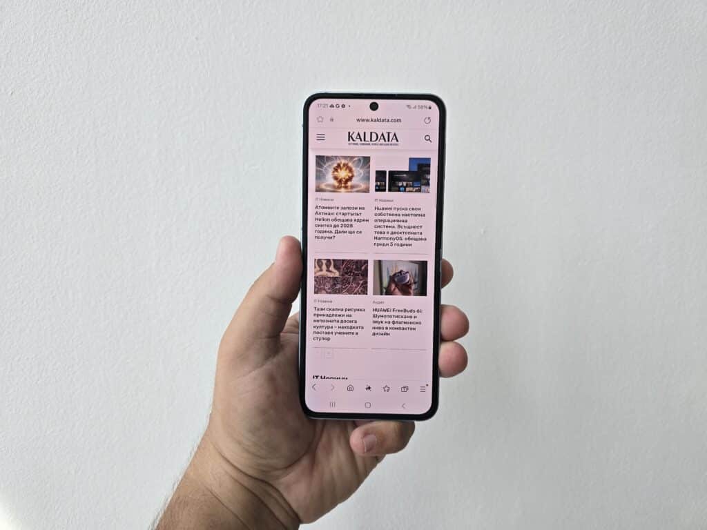 Samsung Galaxy Z Flip6: Сгъваемият шедьовър, носещ стил и функционалност, има нова версия