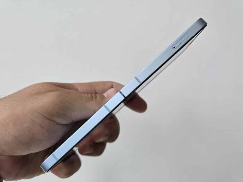 Samsung Galaxy Z Flip6: Сгъваемият шедьовър, носещ стил и функционалност, има нова версия
