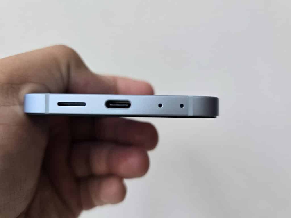 Samsung Galaxy Z Flip6: Сгъваемият шедьовър, носещ стил и функционалност, има нова версия