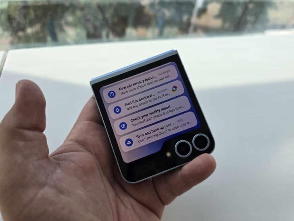 Samsung Galaxy Z Flip6: Сгъваемият шедьовър, носещ стил и функционалност, има нова версия