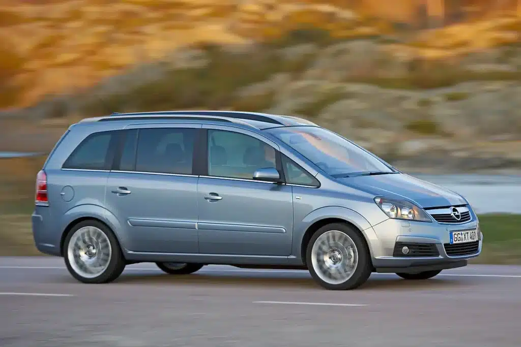 Opel Zafira: Четвъртвековен юбилей на революционния ван