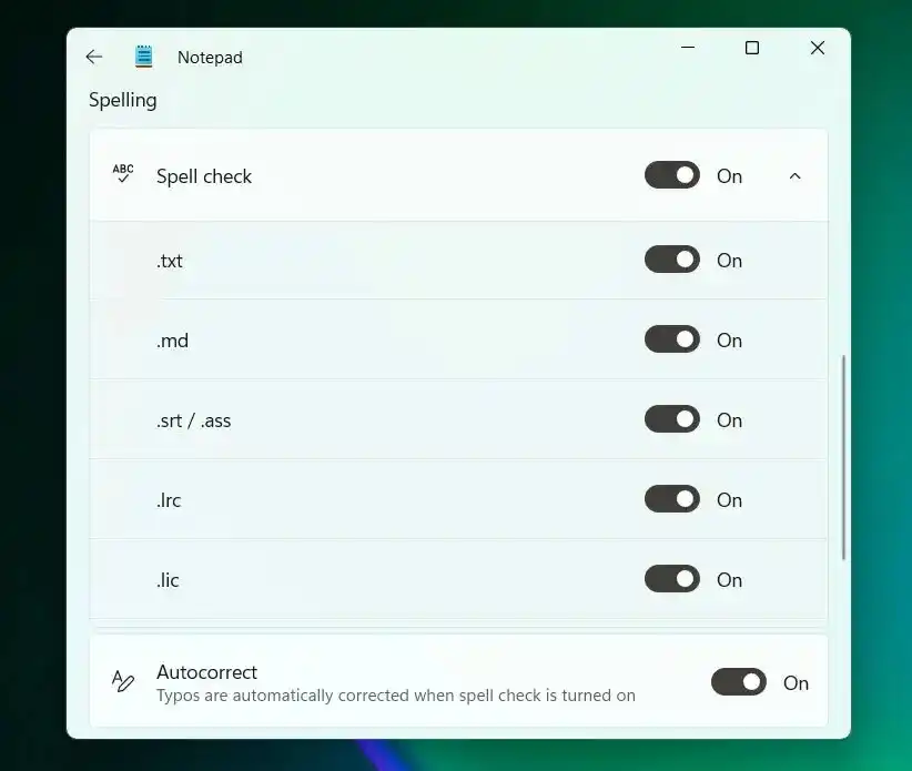 След цели 41 години в Notepad на Windows 11 се появиха правописна проверка и автокорекция