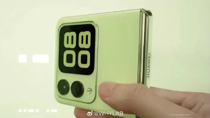 Huawei показа сгъваемия смартфон Nova Flip с квадратен екран