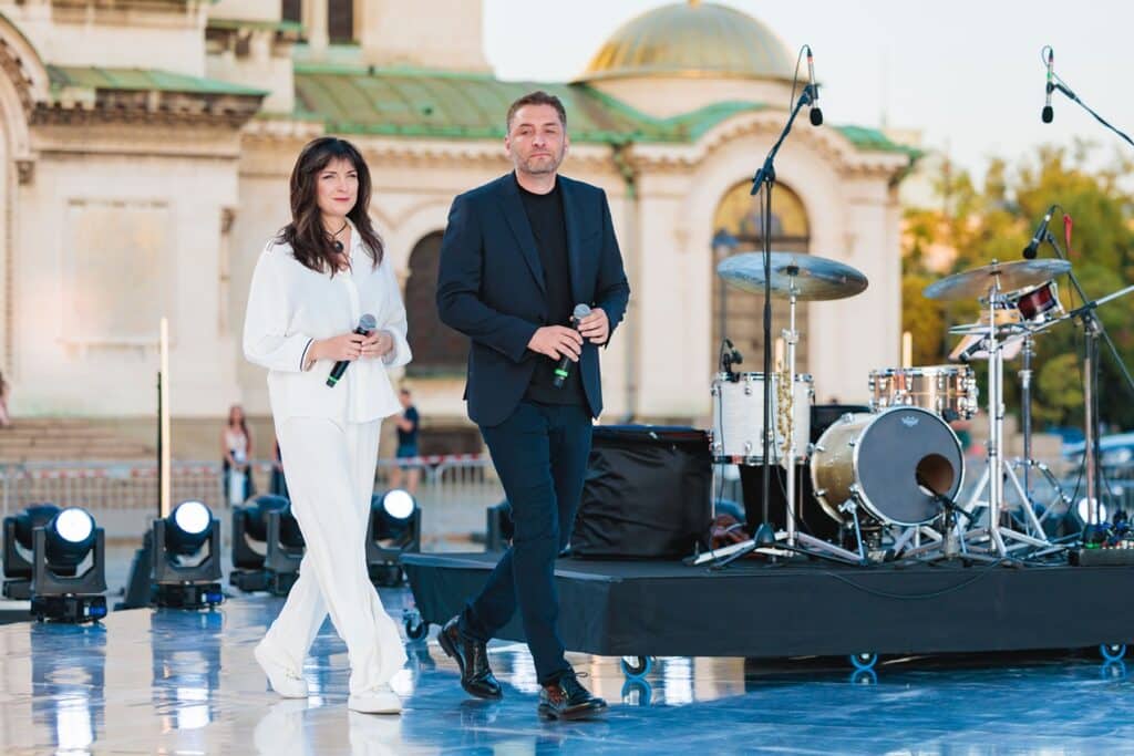 Шефът на „Roberto Cavalli“ посети София за ексклузивното модно шоу на Samsung България и Just Cavalli