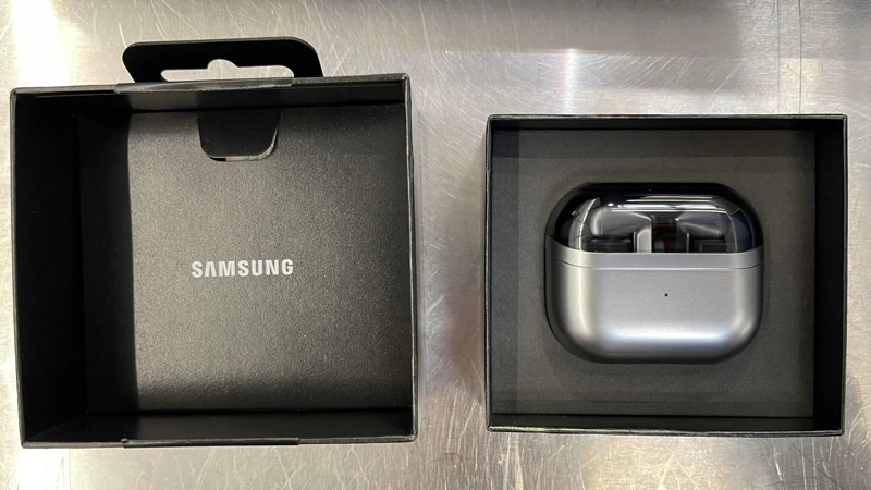 Samsung Galaxy Buds 3 Pro се появиха на пазара преди обявяването им – първият купувач сподели впечатленията си
