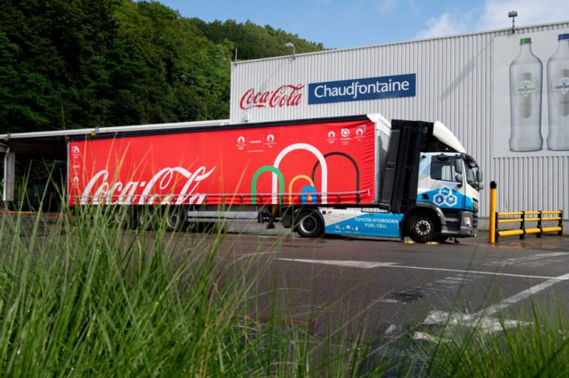 Toyota се присъединява към Coca-Cola и Air Liquide за пилотна програма за водородни тежкотоварни камиони