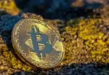 Доста неочаквано биткойн прехвърли $62 000 и се очаква да достигне $100 000 до края на годината