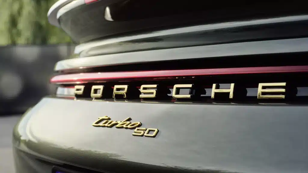 Porsche ще подпомогне изпадналия в затруднения германски производител на батерии Varta