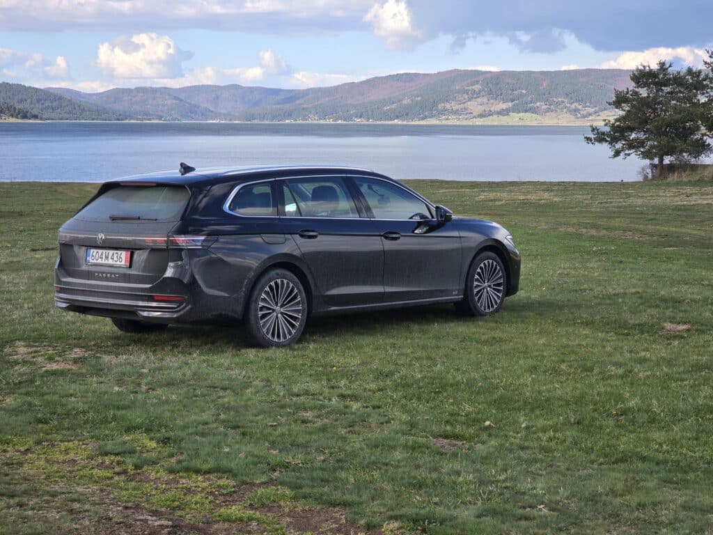 Volkswagen Passat B9 (2024): Новото поколение на глобалния бестселър