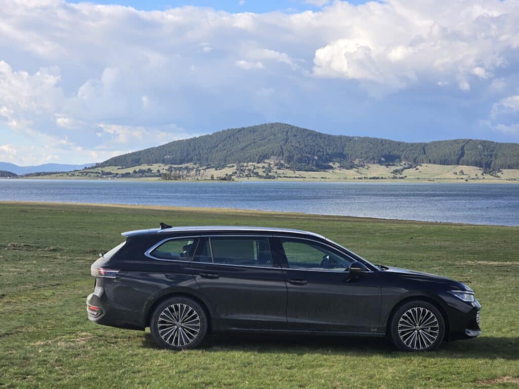 Volkswagen Passat B9 (2024): Новото поколение на глобалния бестселър
