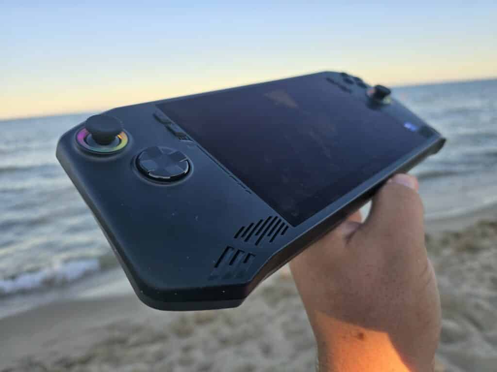 MSI Claw: Преносимата игрова конзола с огромен потенциал