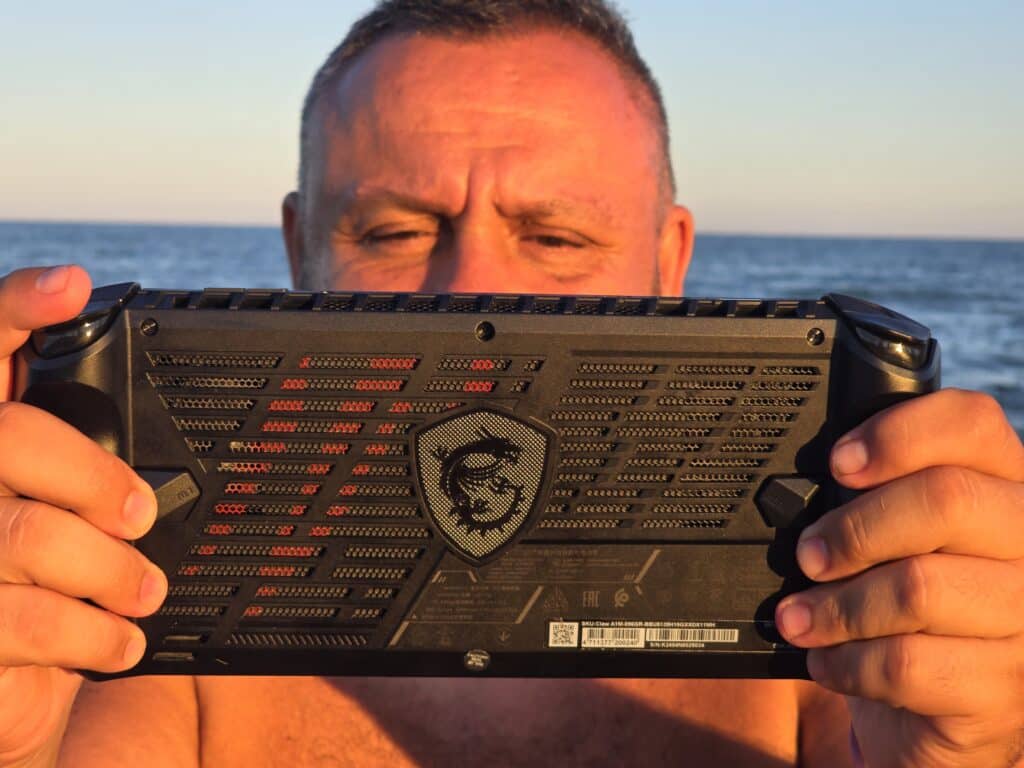 MSI Claw: Преносимата игрова конзола с огромен потенциал