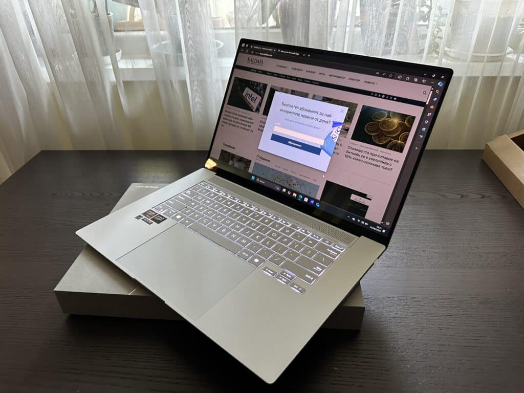 ASUS Zenbook S16 UM5606: Възхитителен ултратънък лаптоп с процесор Ryzen AI 9 HX 370