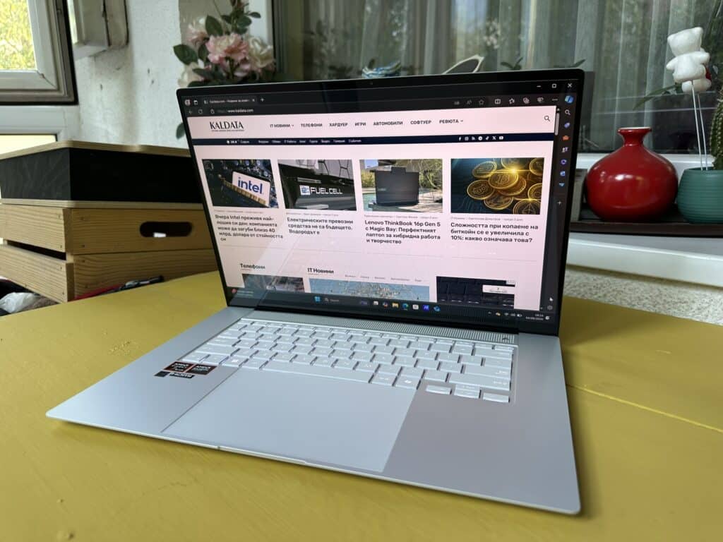 ASUS Zenbook S16 UM5606: Възхитителен ултратънък лаптоп с процесор Ryzen AI 9 HX 370