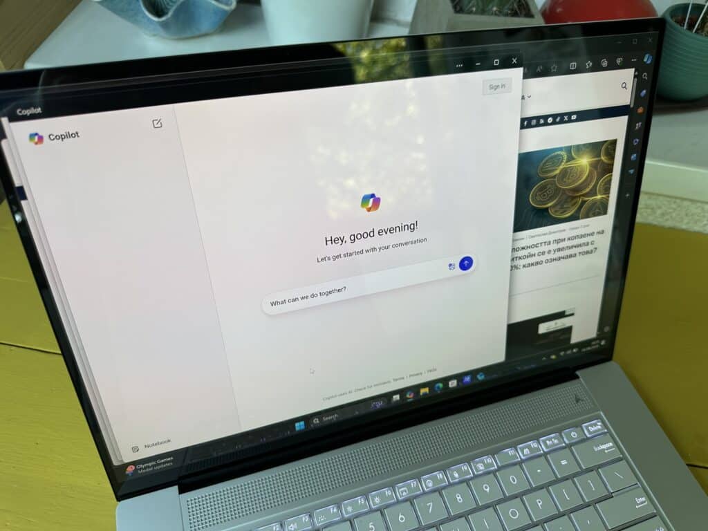 ASUS Zenbook S16 UM5606: Възхитителен ултратънък лаптоп с процесор Ryzen AI 9 HX 370