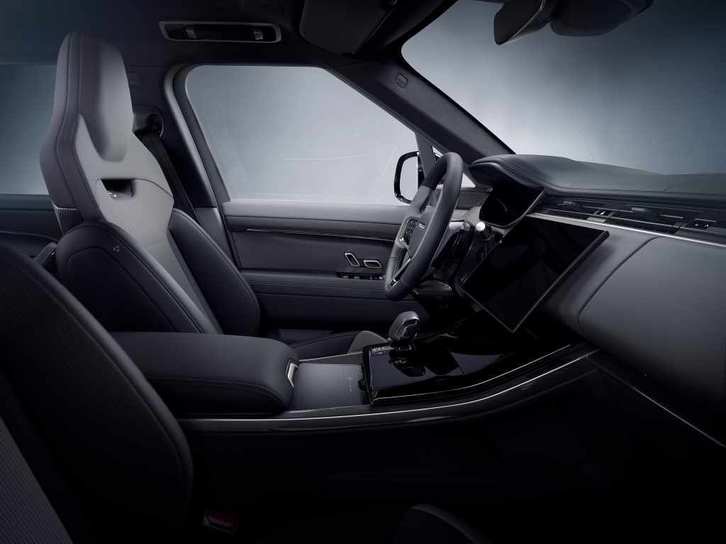 Range Rover Sport SV Edition Two: Връх на спортния лукс и мощност за 2024 г.