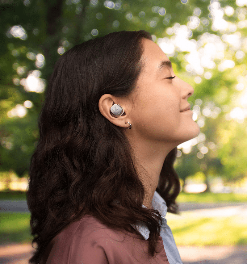 Sennheiser MOMENTUM True Wireless 4: звуковото съвършенство с уникален дизайн и върхови технологии