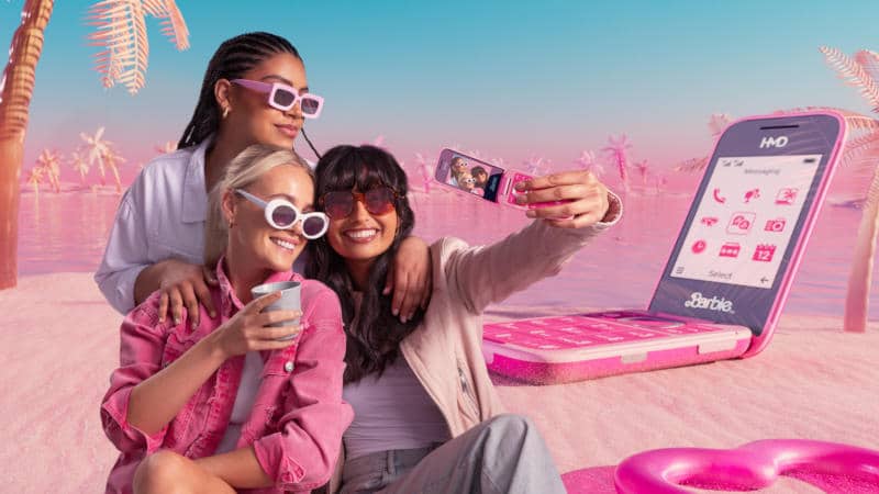 HMD представи Barbie Phone – сгъваем функционален телефон с розови бутони за €129