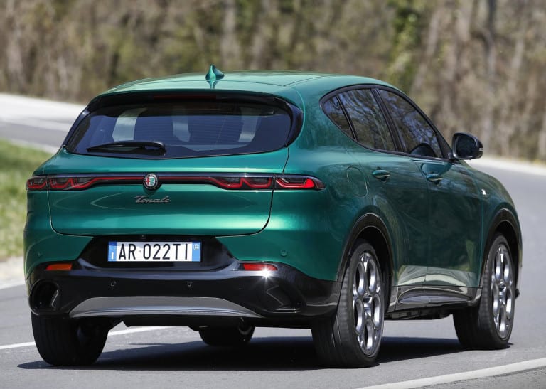 Alfa Romeo Tonale 1.5T MHEV нова ера за италианските SUV