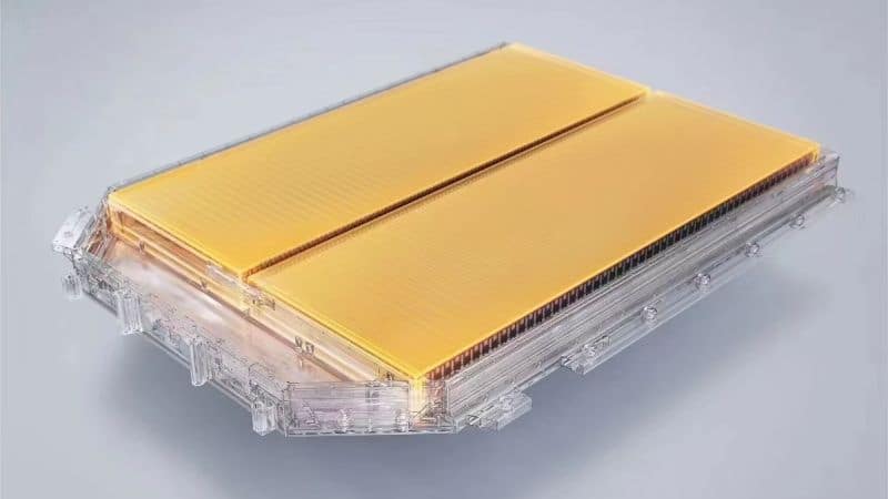 Zeekr започна да доставя електромобили с LFP батерия, която се зарежда до 80% за 10 минути