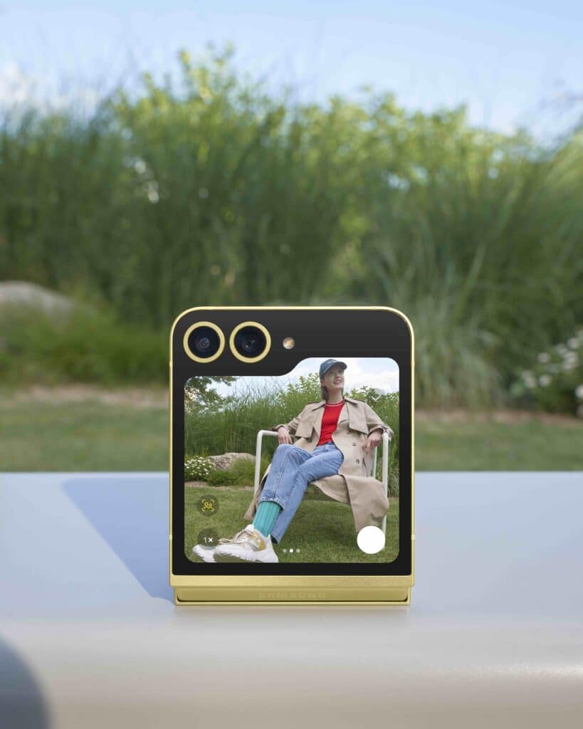 Как Galaxy Z Flip6 подобрява ежедневието с помощта на Galaxy AI и гъвкавия си дизайн