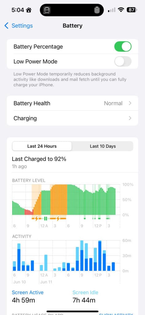 С iOS 18 вашият iPhone ще ви предупреждава, ако е свързан към бавно зарядно устройство