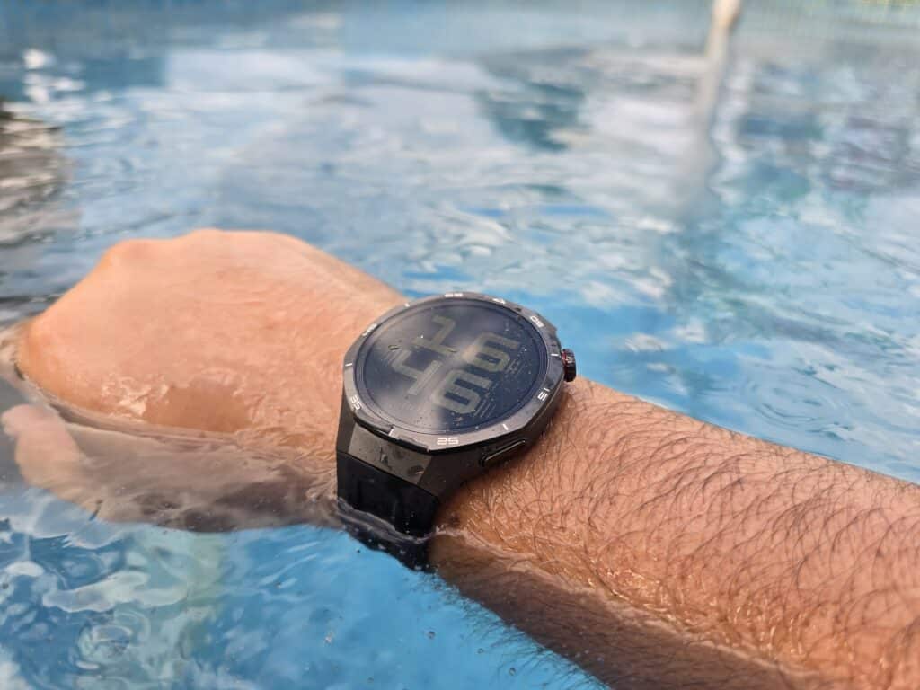 HUAWEI WATCH GT 5 Pro – смартчасовник с титаниев корпус и иновативни функции