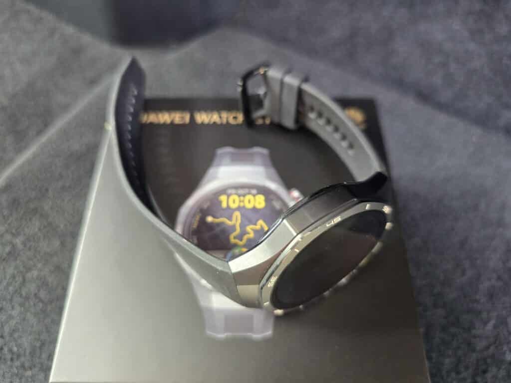 HUAWEI WATCH GT 5 Pro – смартчасовник с титаниев корпус и иновативни функции