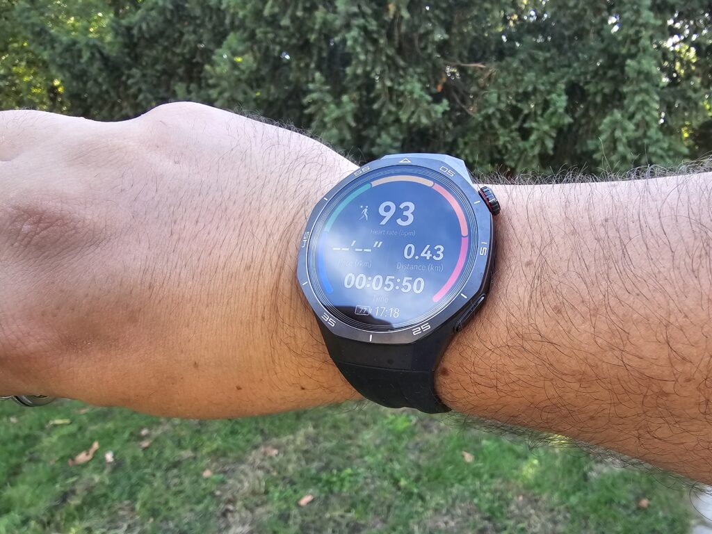 HUAWEI WATCH GT 5 Pro – смартчасовник с титаниев корпус и иновативни функции