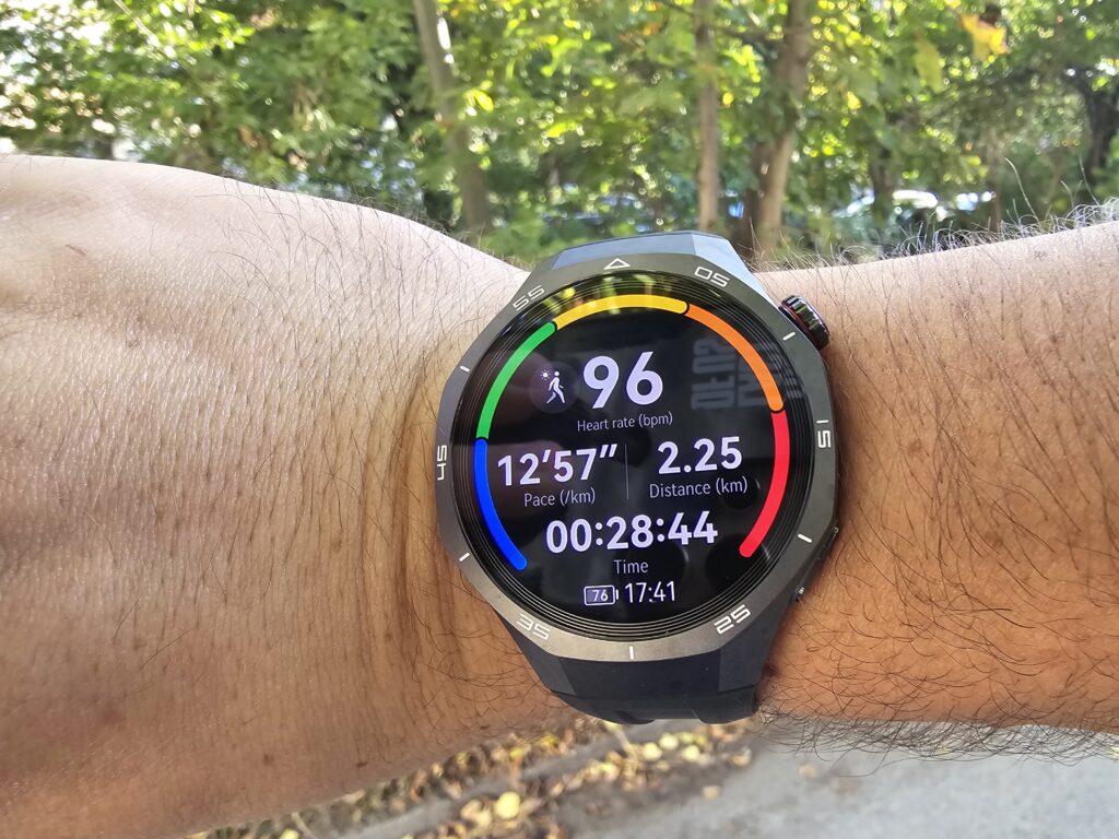 HUAWEI WATCH GT 5 Pro – смартчасовник с титаниев корпус и иновативни функции