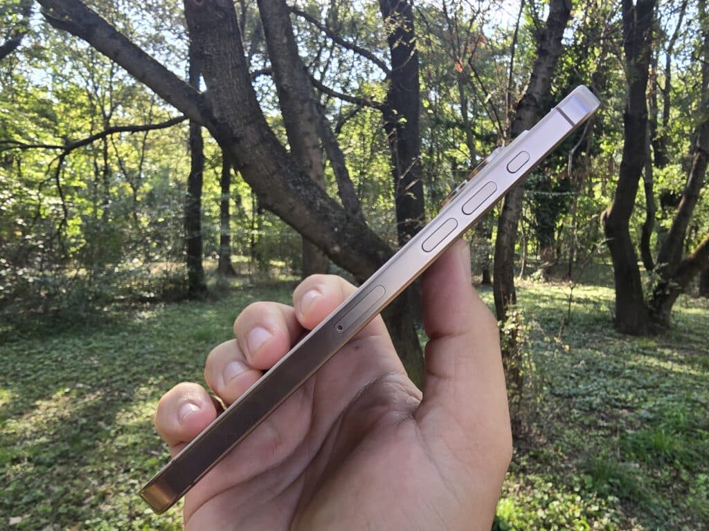iPhone 16 Pro Max: Най-добрият досега или поредната еволюция?