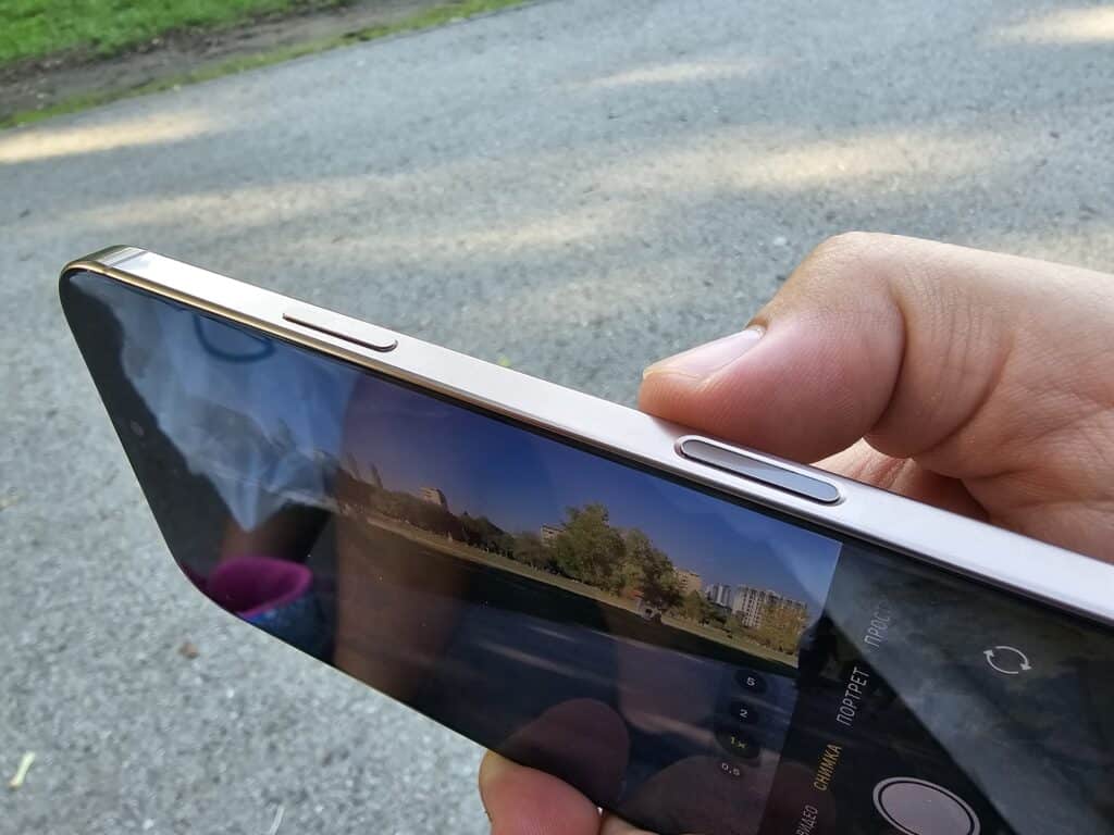 iPhone 16 Pro Max: Най-добрият досега или поредната еволюция?