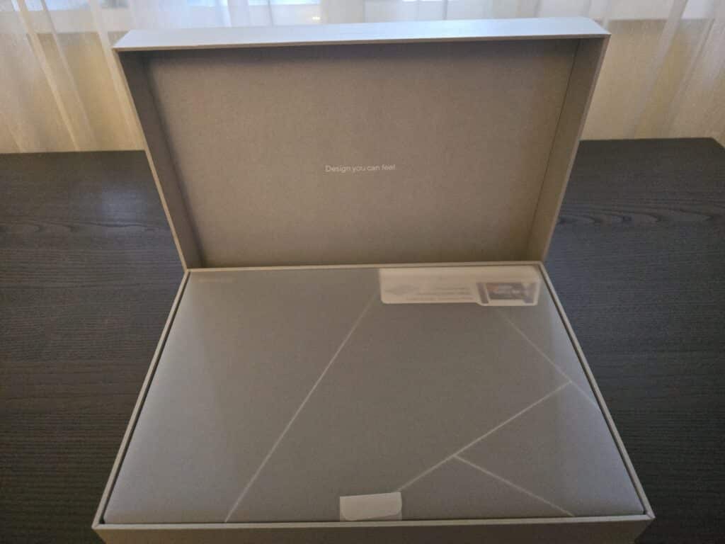 ASUS Zenbook S 14: Силата на елегантността и интелигентността