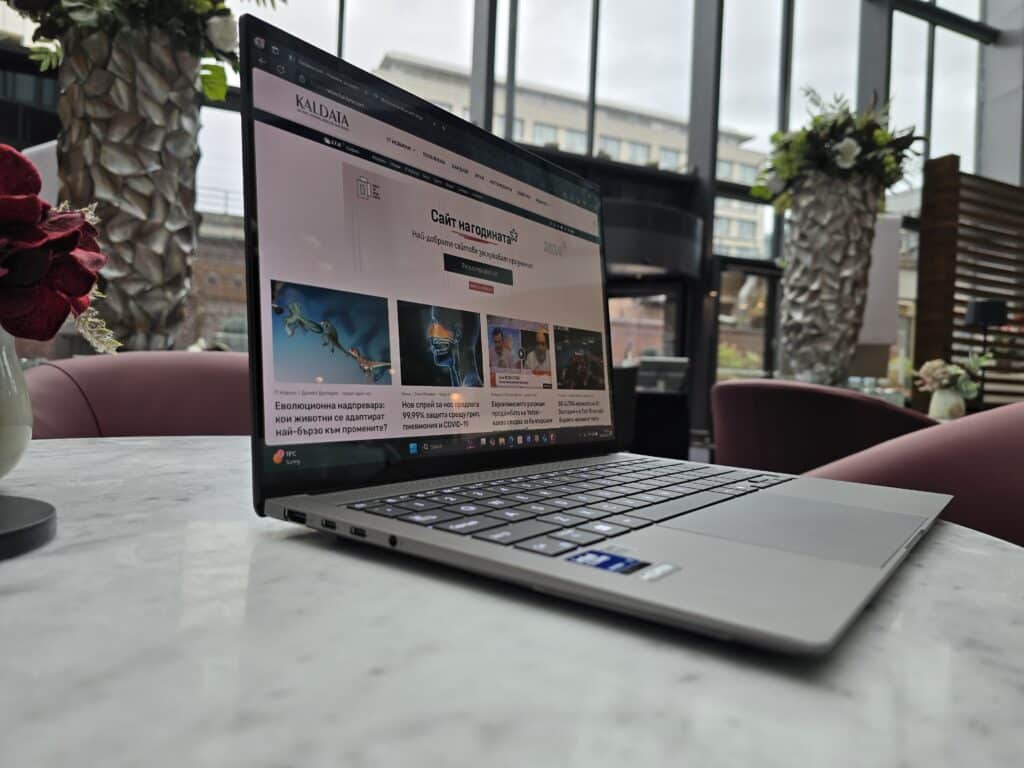 ASUS Zenbook S 14: Силата на елегантността и интелигентността