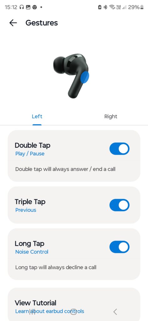 Moto Buds+ – компактни, удобни и способни