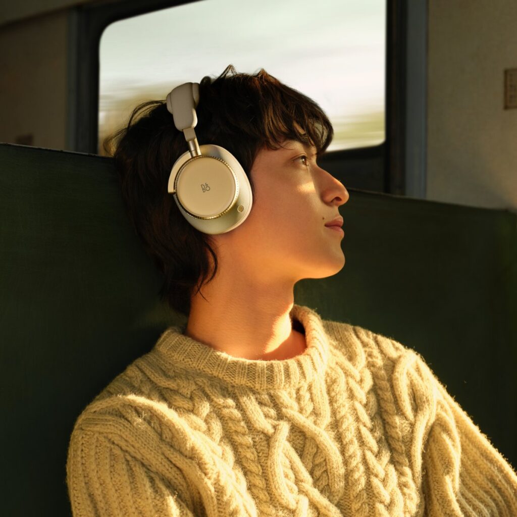 Bang & Olufsen представя Beoplay H100: Върхът на преносимото аудио
