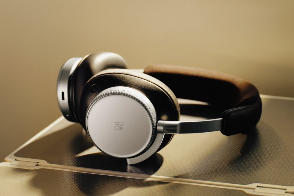 Bang & Olufsen представя Beoplay H100: Върхът на преносимото аудио