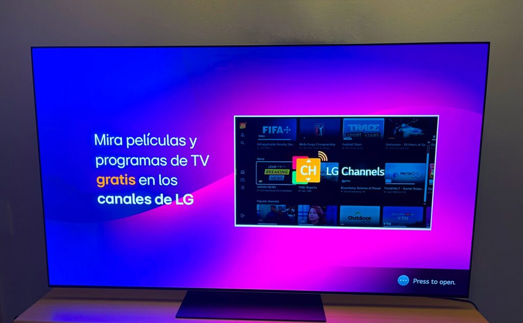 Телевизорите на LG започнаха да показват реклами в скрийнсейвърите си