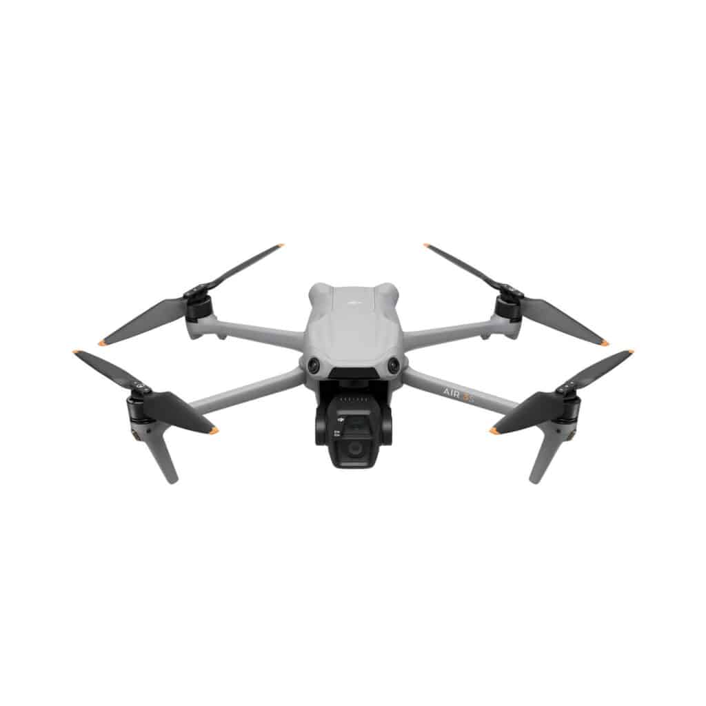 DJI представи дрона от среден клас Air 3S с две камери и навигация на тъмно на цена от €1099