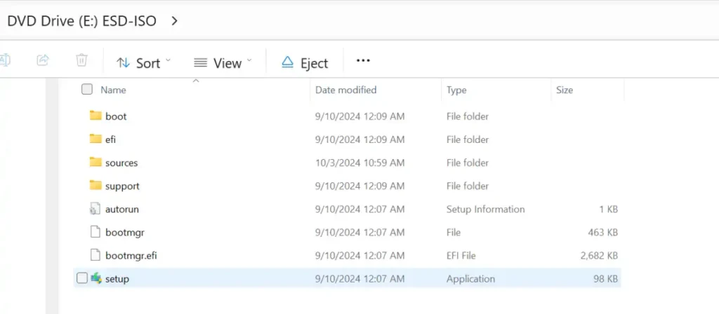 Внимание! Инсталирането на голямата актуализация Windows 11 2024 отнема много време!