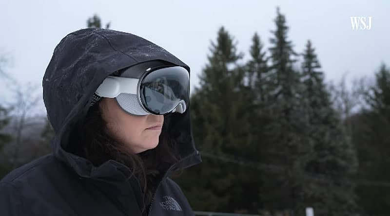 Продажбите на Apple Vision Pro спряха поради липса на приложения за очилата
