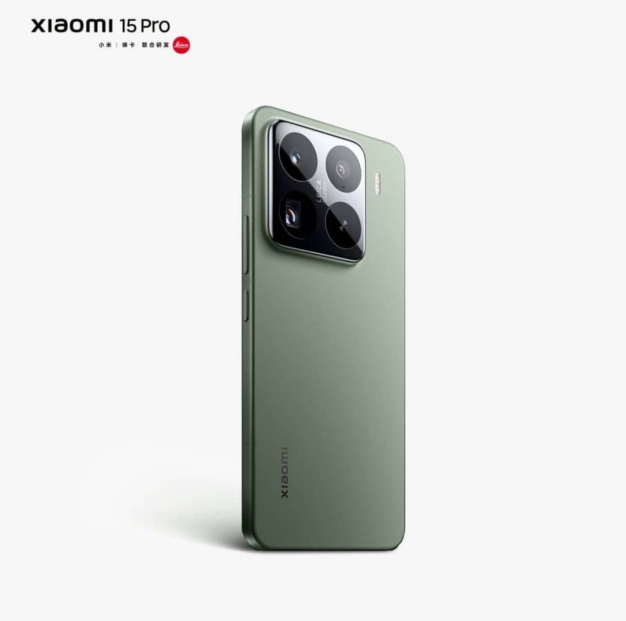 Вижте Xiaomi 15 и 15 Pro в целия им блясък преди представянето на 29 октомври