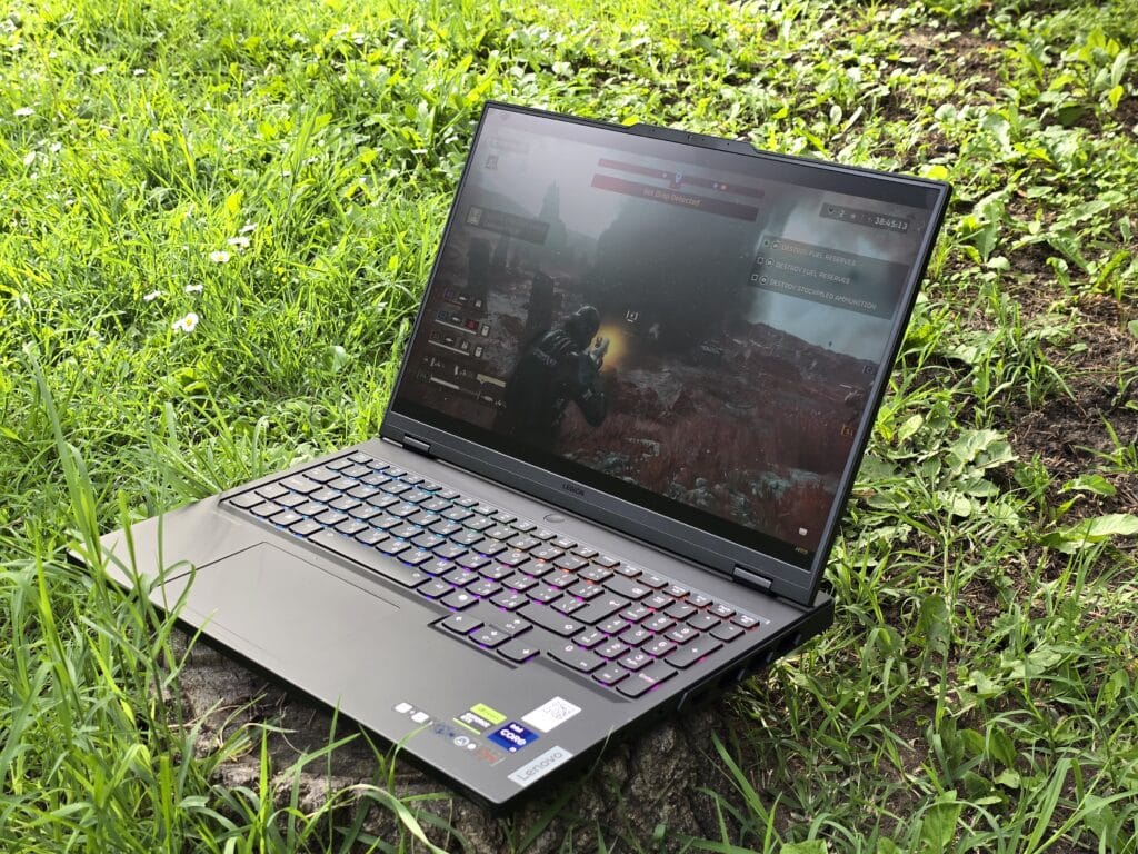 Lenovo Legion Pro 7 (Gen 9): Геймингът среща върхова мощ и първокласен дизайн