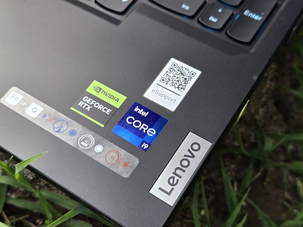 Lenovo Legion Pro 7 (Gen 9): Геймингът среща върхова мощ и първокласен дизайн