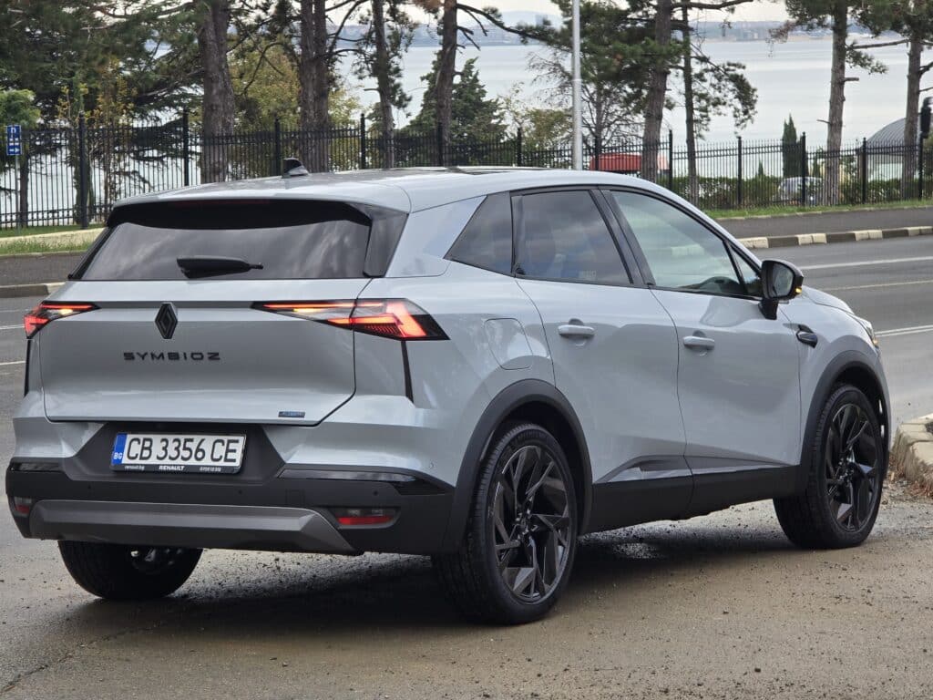 Renault Symbioz: Съвременен SUV, съчетаващ комфорт, иновации и хибридна ефективност