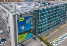 Yettel с нов мажоритарен собственик: e& придобива контрола от PPF Group в сделка за 2.15 милиарда евро