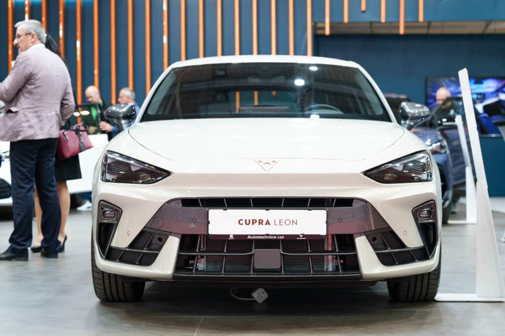 CUPRA покорява Автосалон София 2024 с три впечатляващи премиери